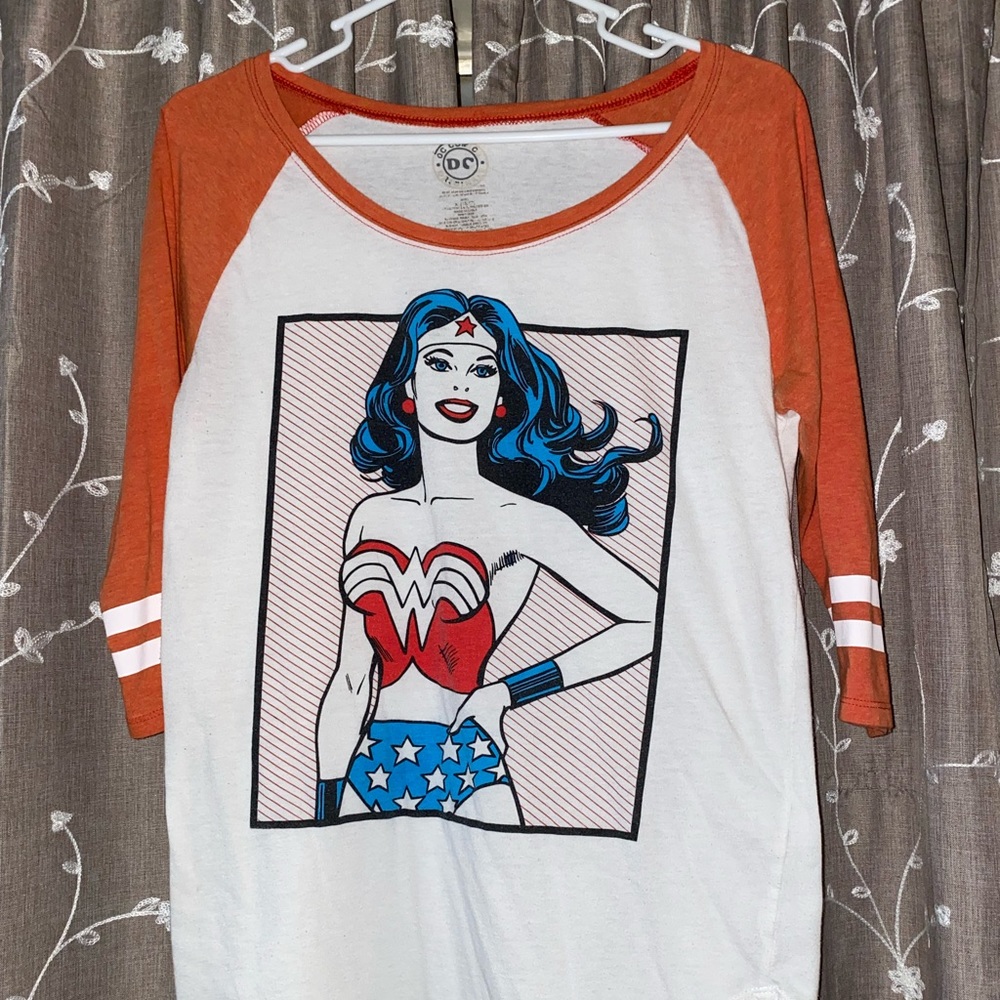 Graphic Wonder Woman Tee